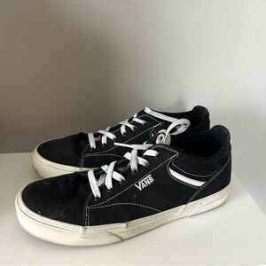 Black & White Vans Size 10